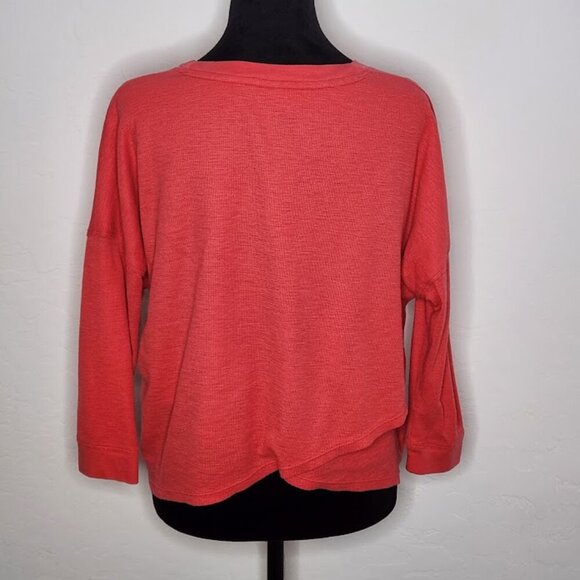 Calvin Klein Woman's Performance Top Size Small - Picture 5 of 6